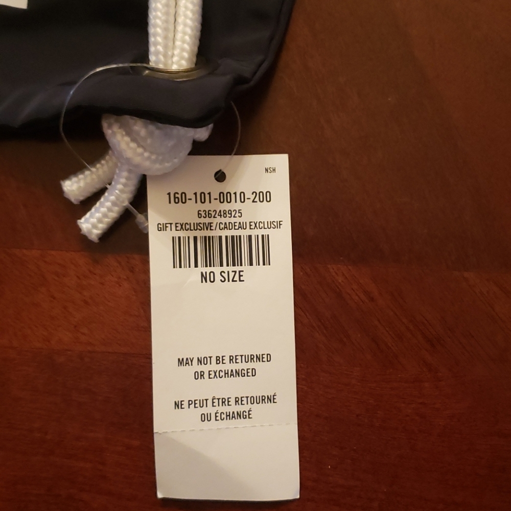 🆕️ NWT A&F String Backpack - Picture 5 of 8